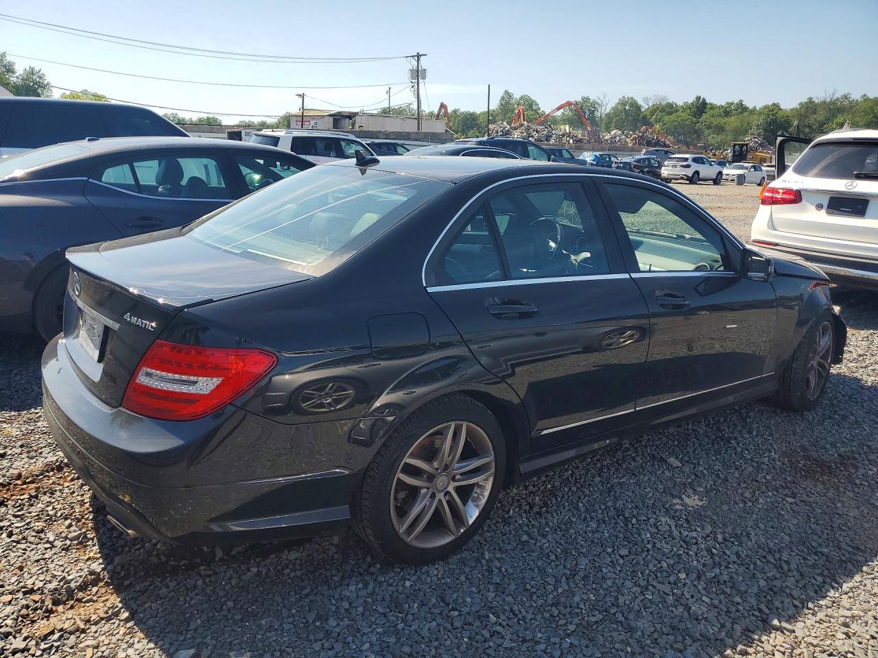2014 Mercedes-Benz C 300 4Matic - zdjęcie 3