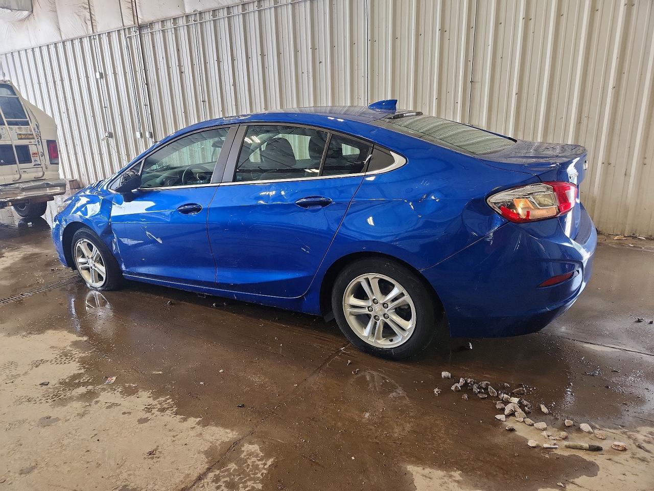 2016 Chevrolet Cruze Lt - zdjęcie 2