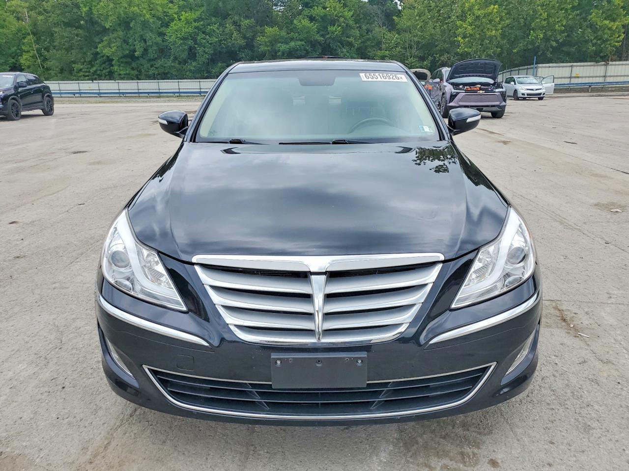 2013 Hyundai Genesis 3.8L - zdjęcie 5