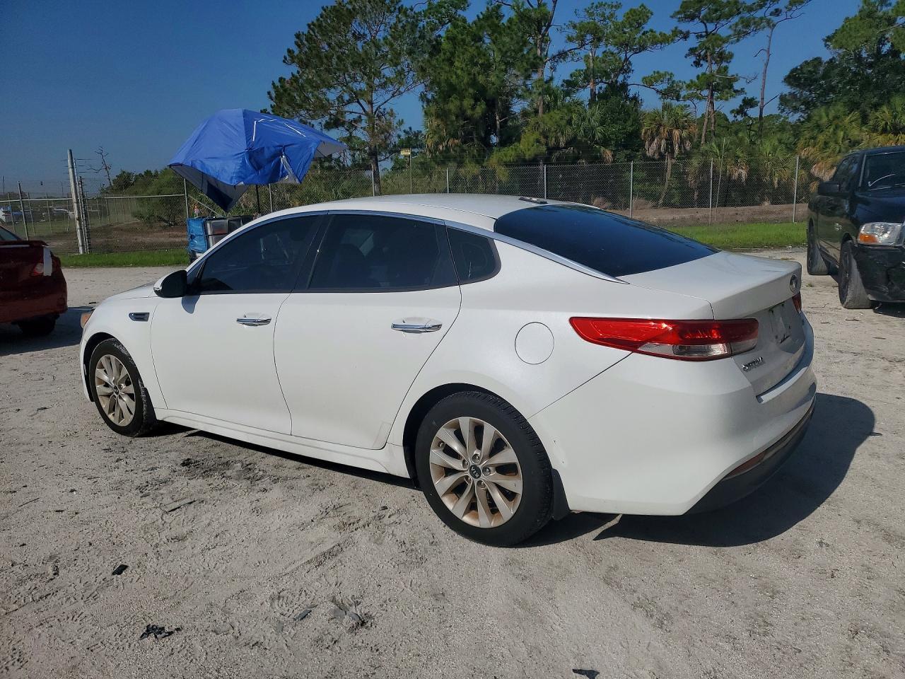 2017 Kia Optima Ex - zdjęcie 2