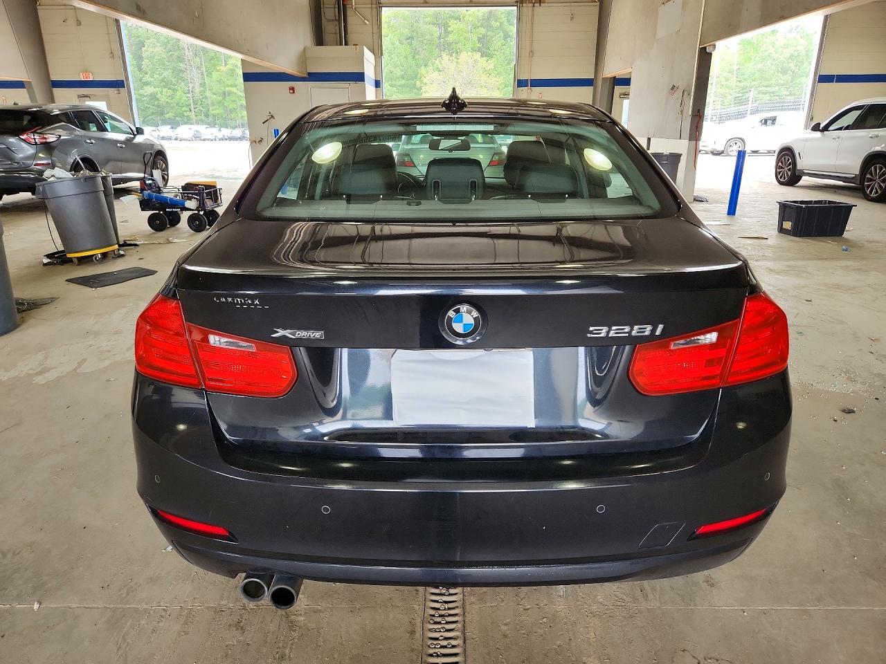 2015 BMW Seria 3 328i - zdjęcie 6