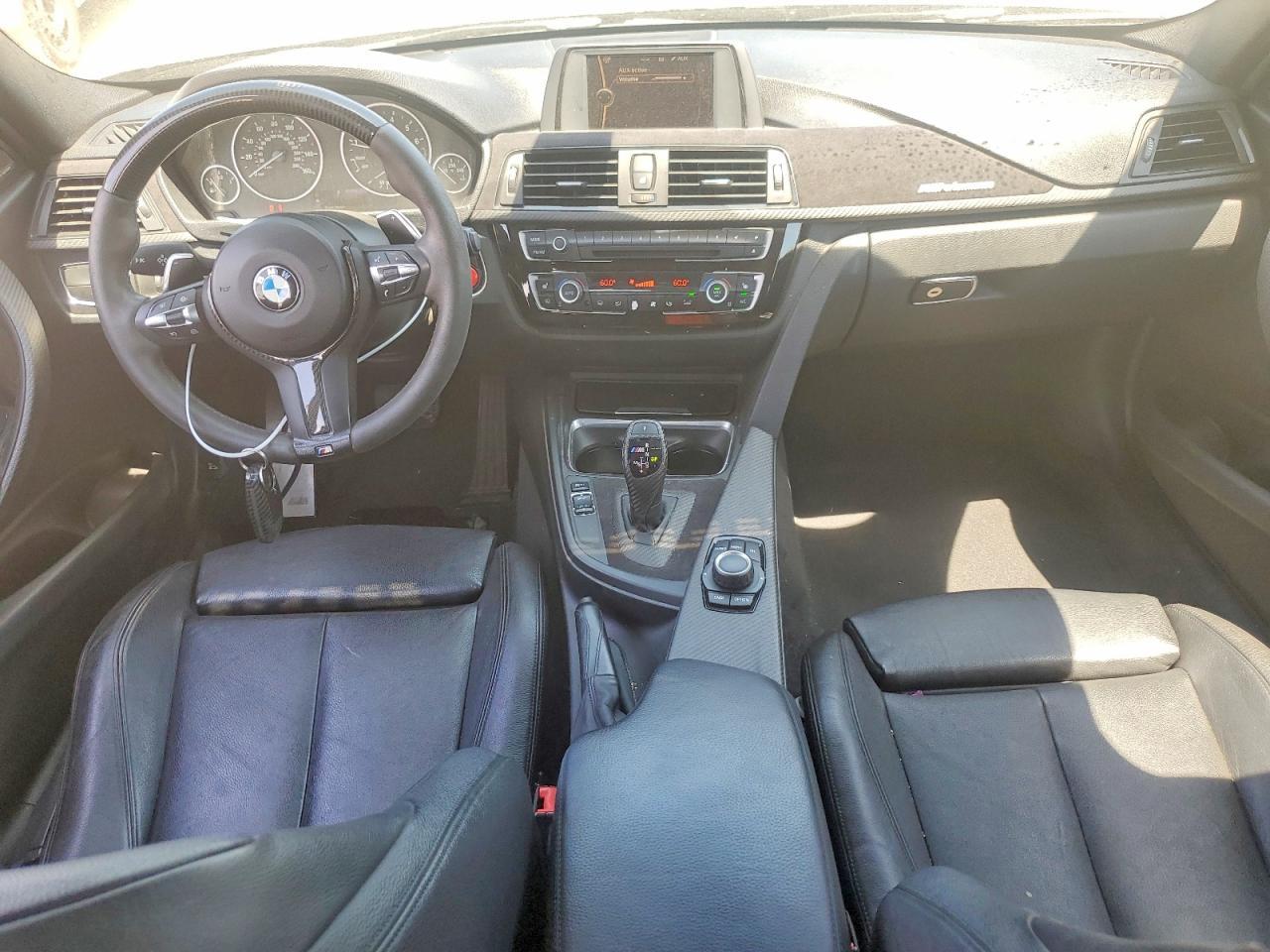 2013 BMW 328 I - zdjęcie 8
