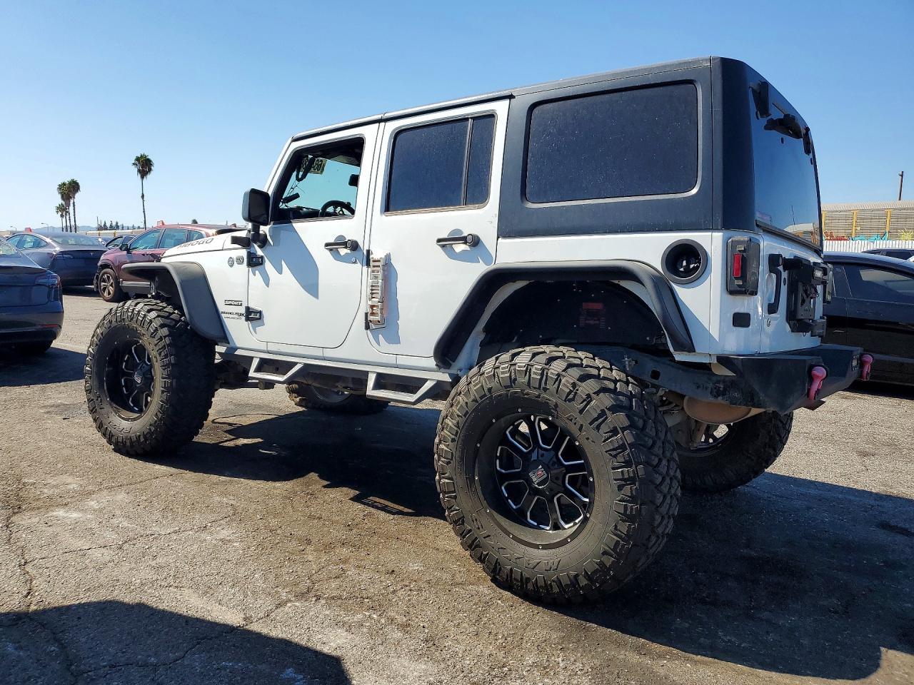 2018 Jeep Wrangler Unlimited Sport - zdjęcie 2