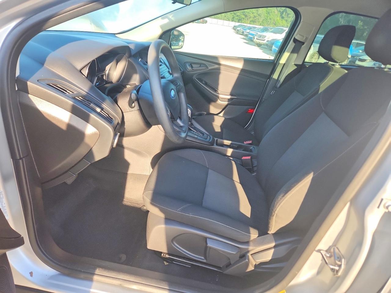 2015 Ford Focus S - zdjęcie 7