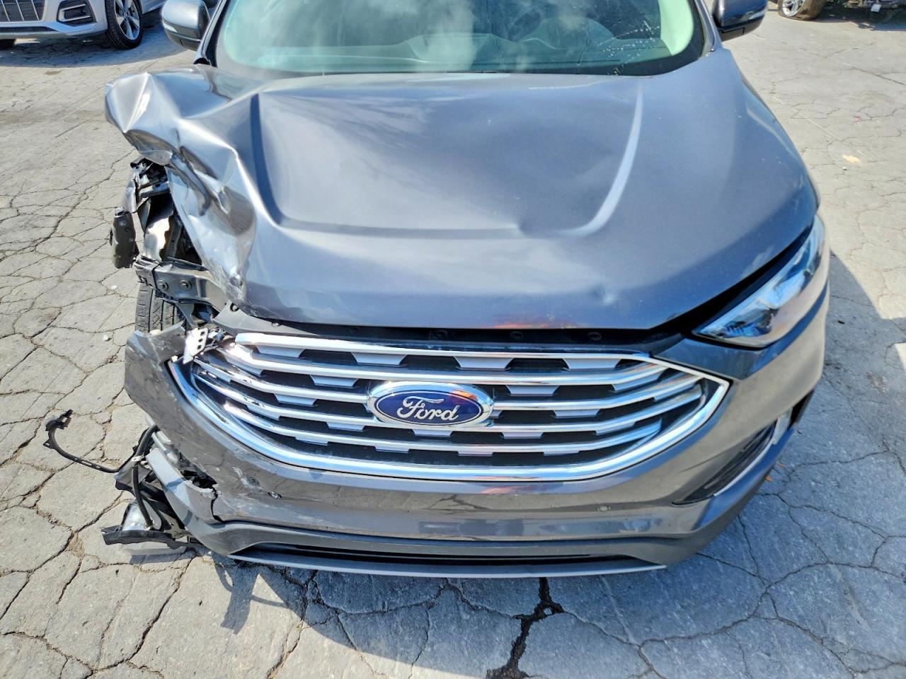 2022 Ford Edge Titanium - zdjęcie 12