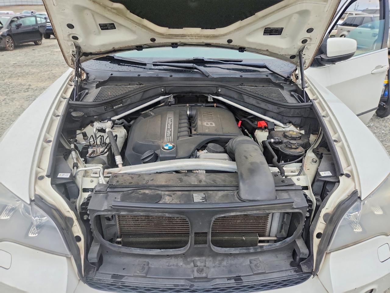 2013 BMW X5 xDrive35I - zdjęcie 11