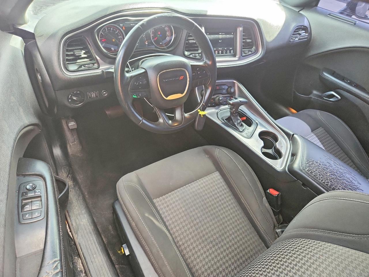 2019 Dodge Challenger Sxt - zdjęcie 8