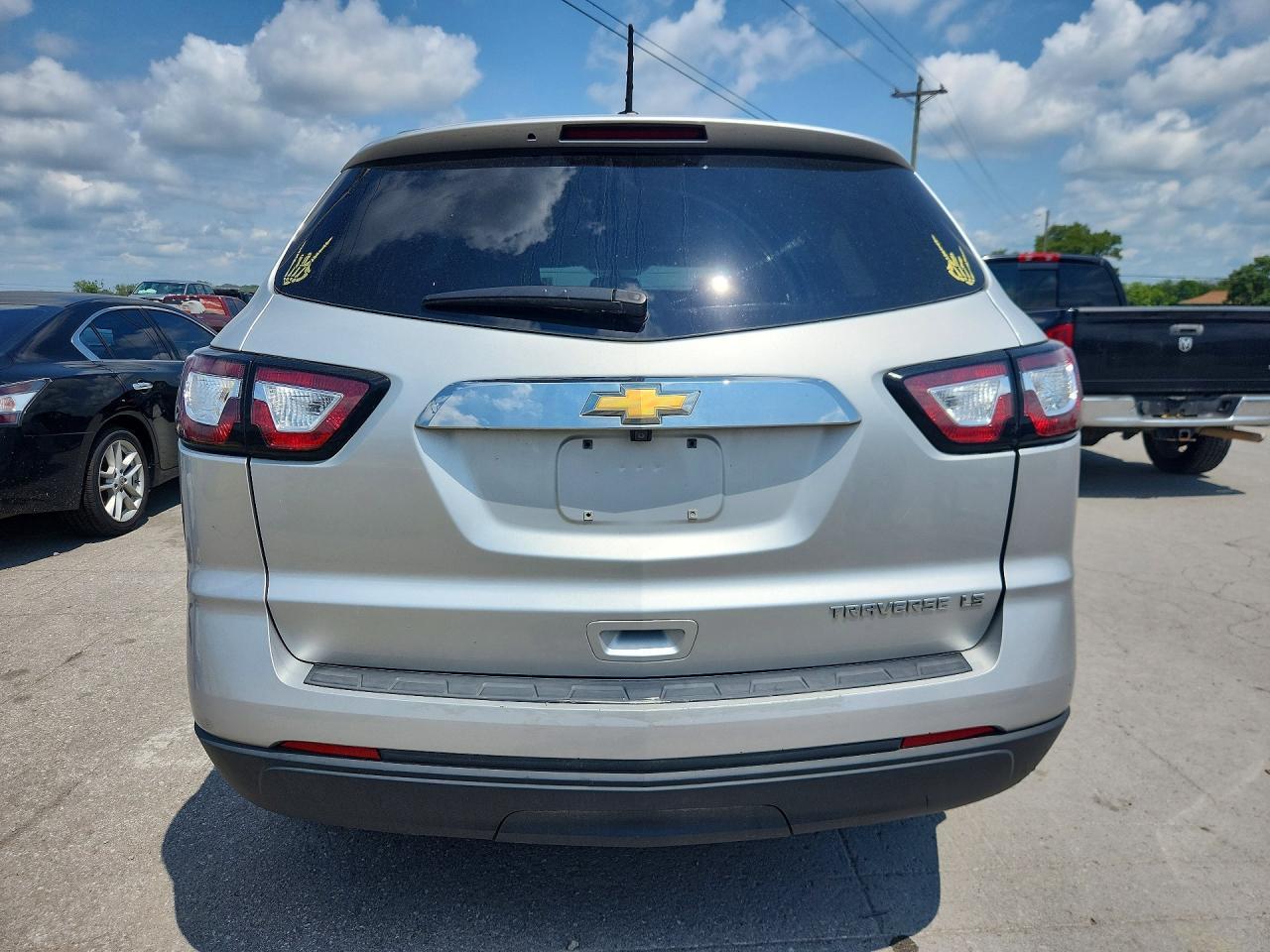 2016 Chevrolet Traverse Ls - zdjęcie 6