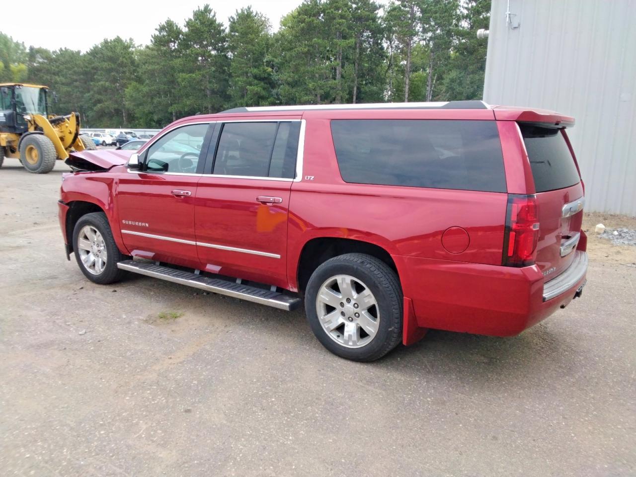 2015 Chevrolet Suburban K1500 Ltz - zdjęcie 2