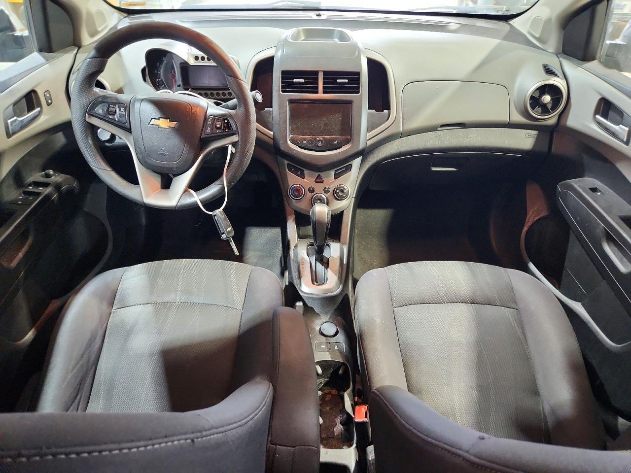 2014 Chevrolet Sonic Lt - zdjęcie 8