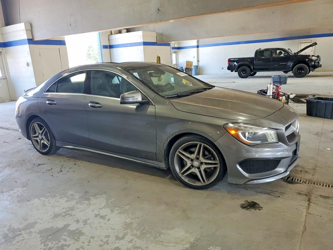 2015 Mercedes-Benz Cla 250 - zdjęcie 4