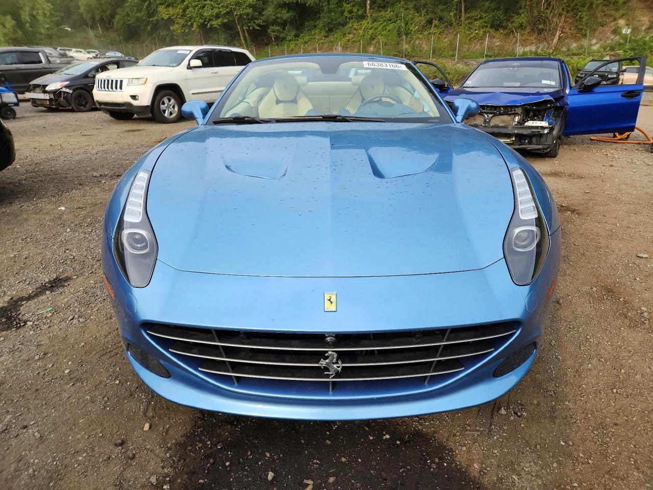 2017 Ferrari California T - zdjęcie 5