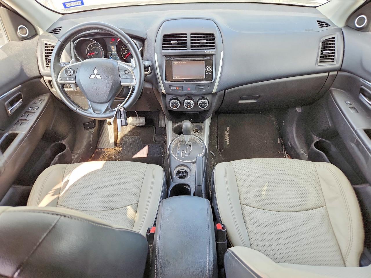 2014 Mitsubishi Outlander Sport Se - zdjęcie 8