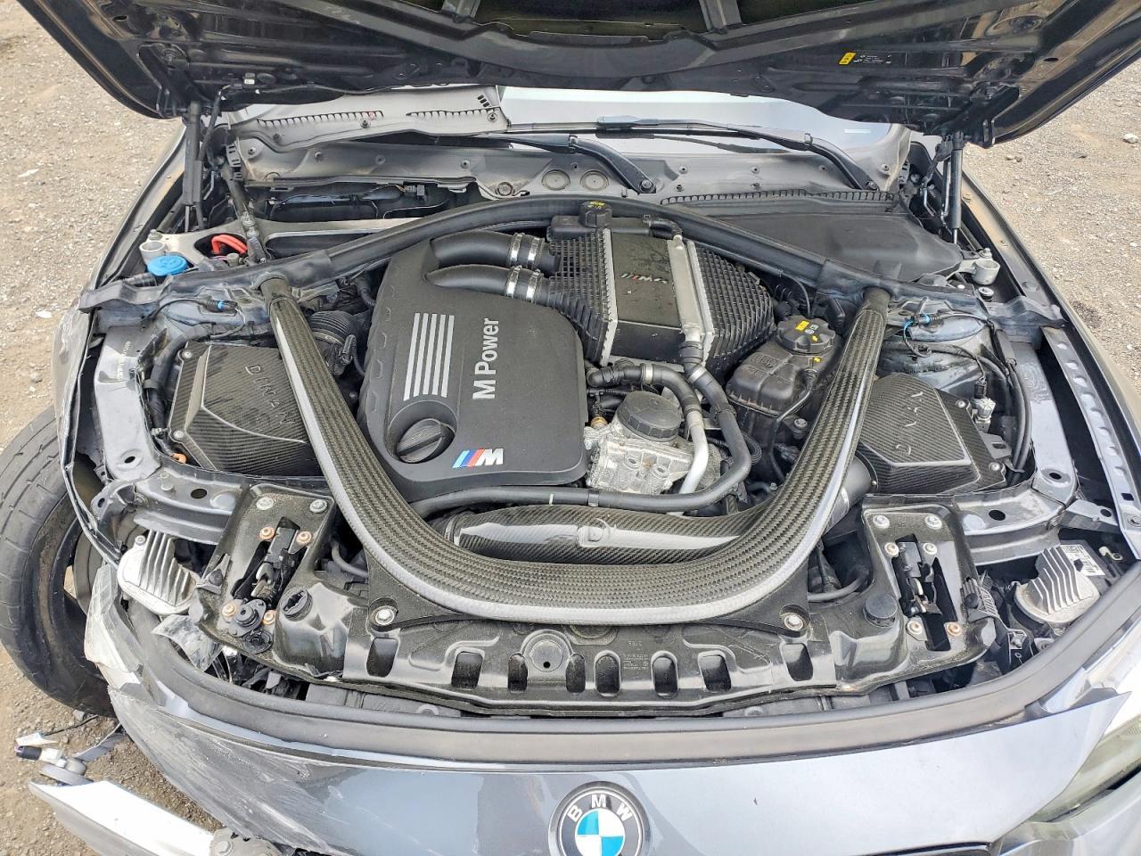 2019 BMW M4 - zdjęcie 11