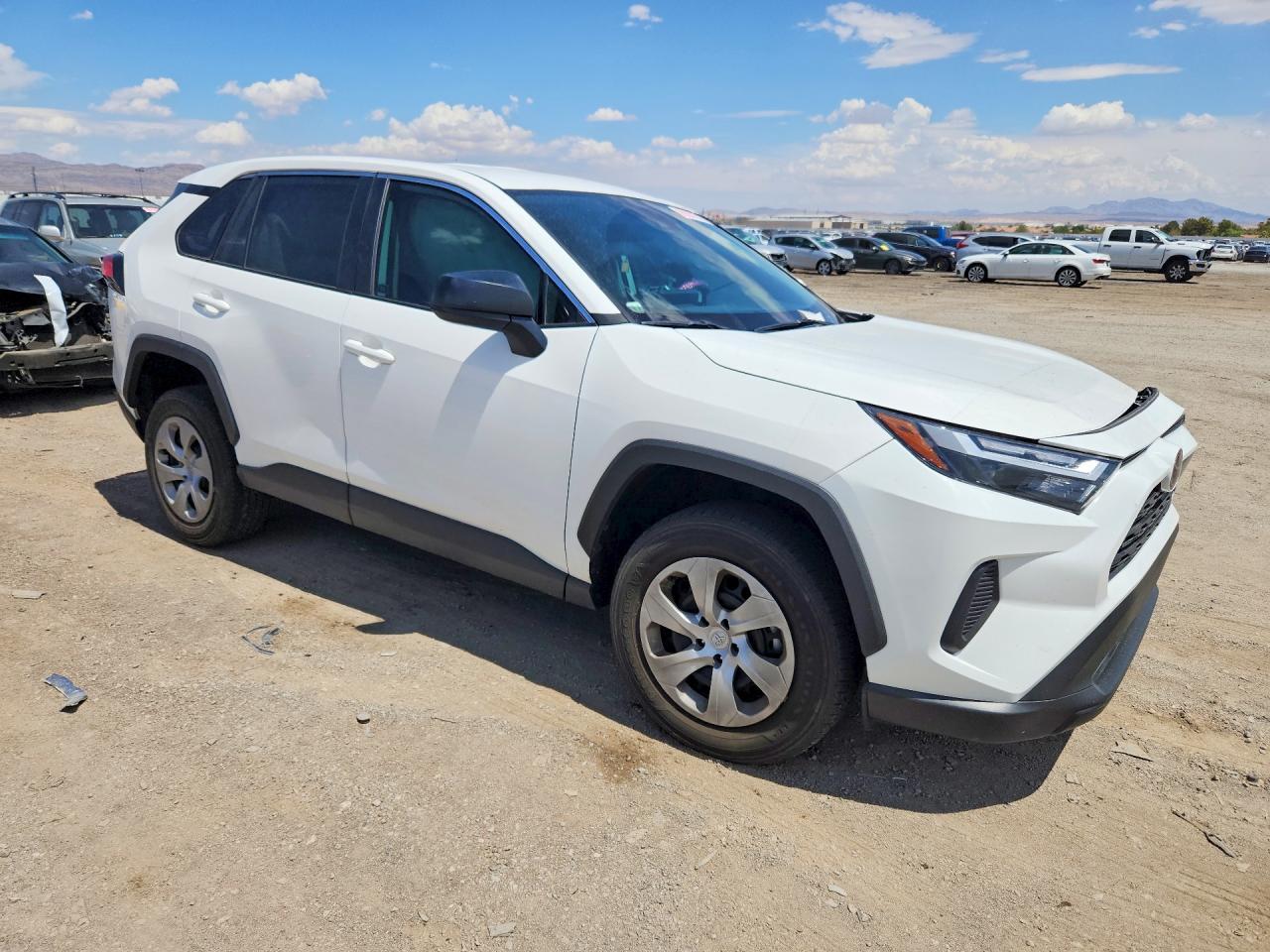 2023 Toyota Rav4 Le - zdjęcie 4