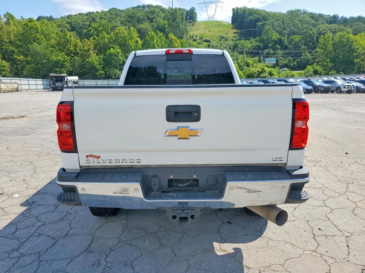2017 Chevrolet Silverado K2500 Heavy Duty Ltz - zdjęcie 6