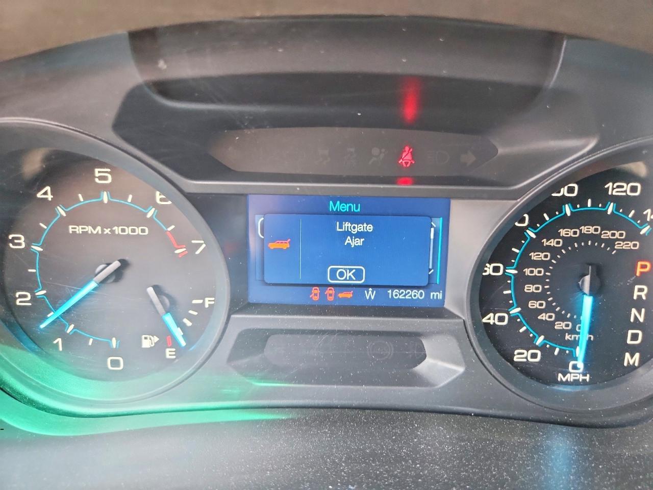 2015 Ford Explorer - zdjęcie 9