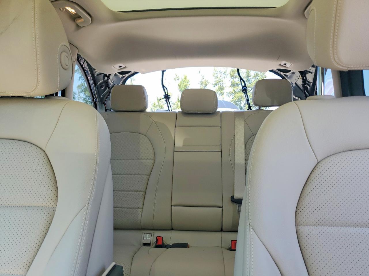 2022 Mercedes-Benz Glc 300 4Matic - zdjęcie 10