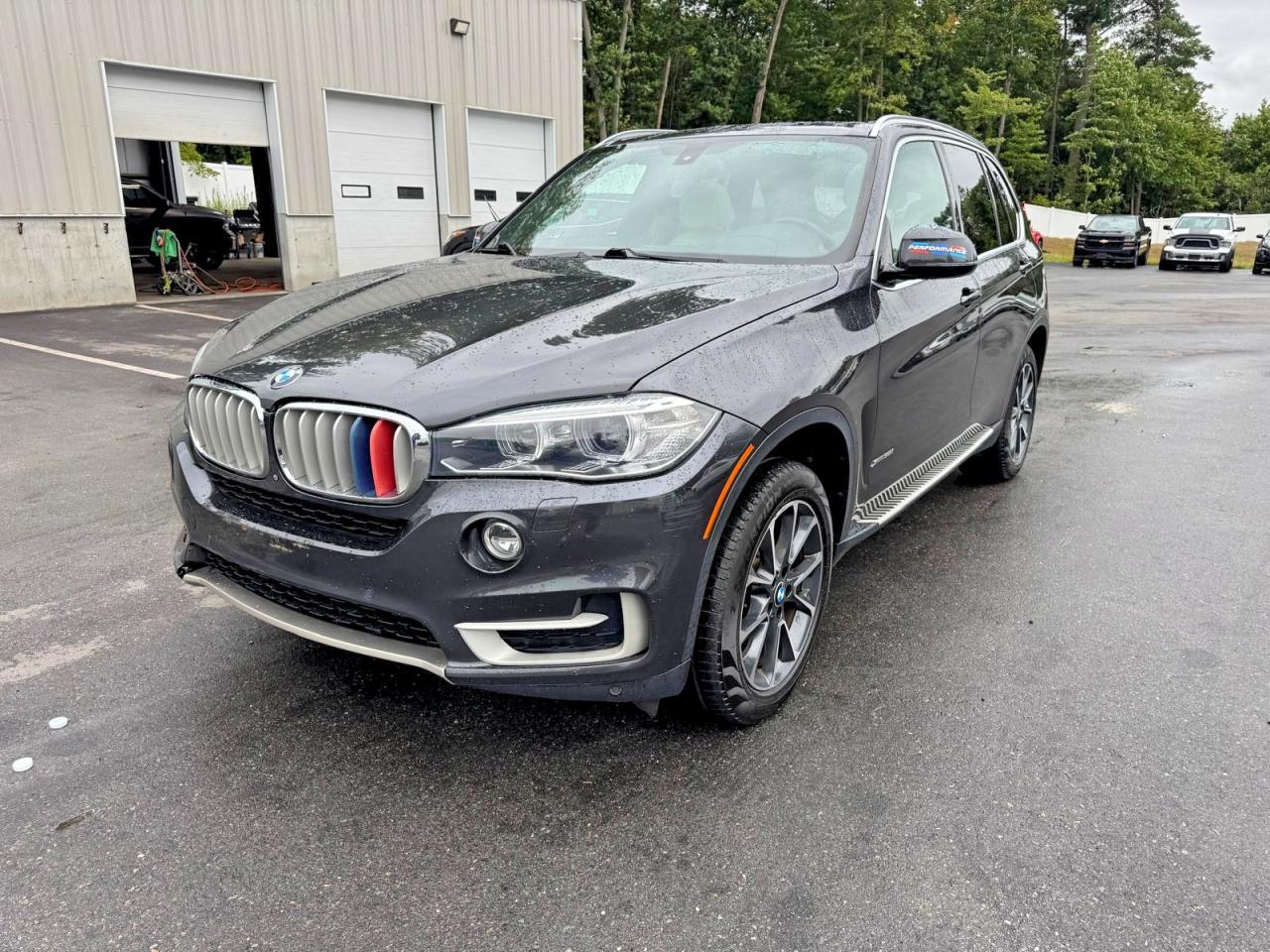 2017 BMW X5 xDrive35I - zdjęcie główne