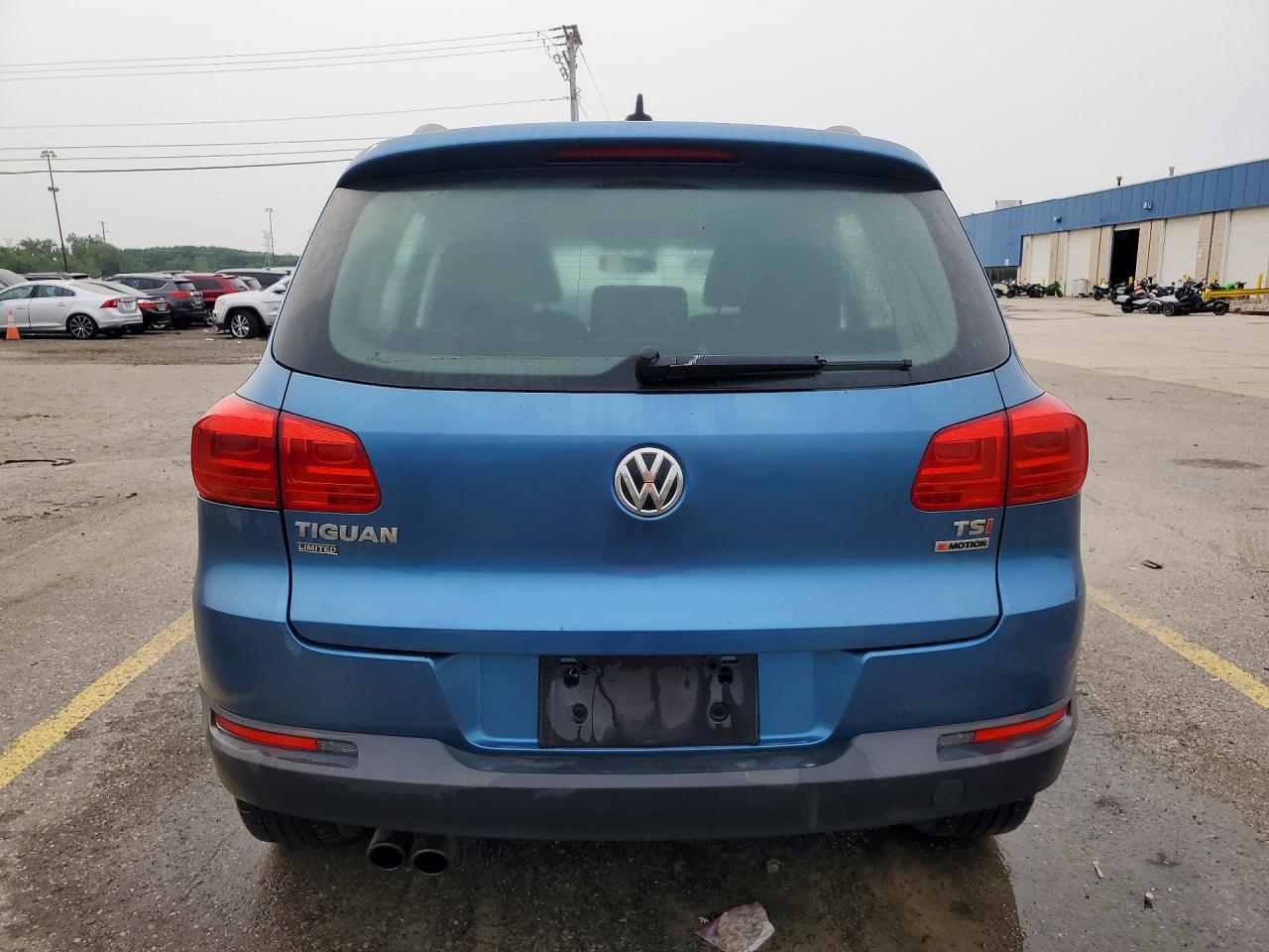 2017 Volkswagen Tiguan S - zdjęcie 6