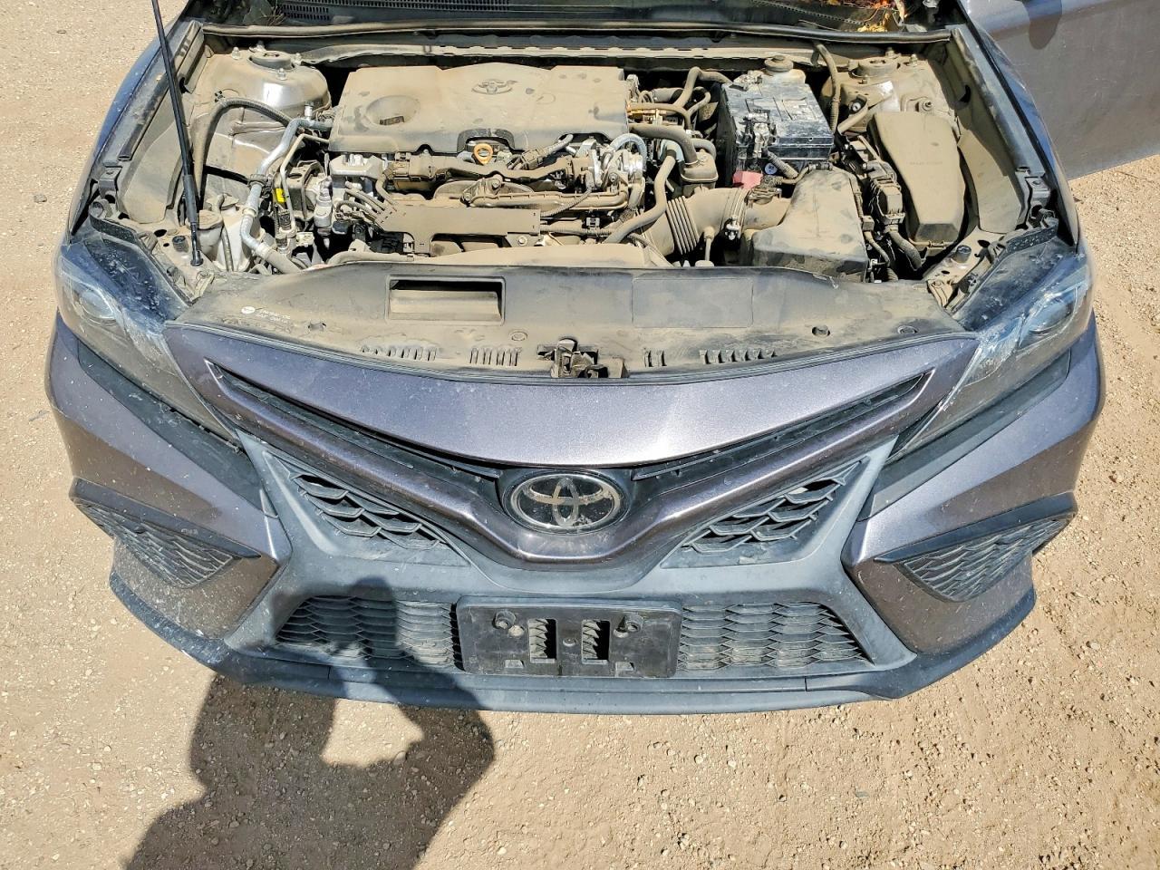 2022 Toyo Camry - zdjęcie 11