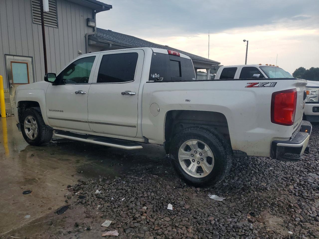 2018 Chevrolet Silverado K1500 Ltz - zdjęcie 2