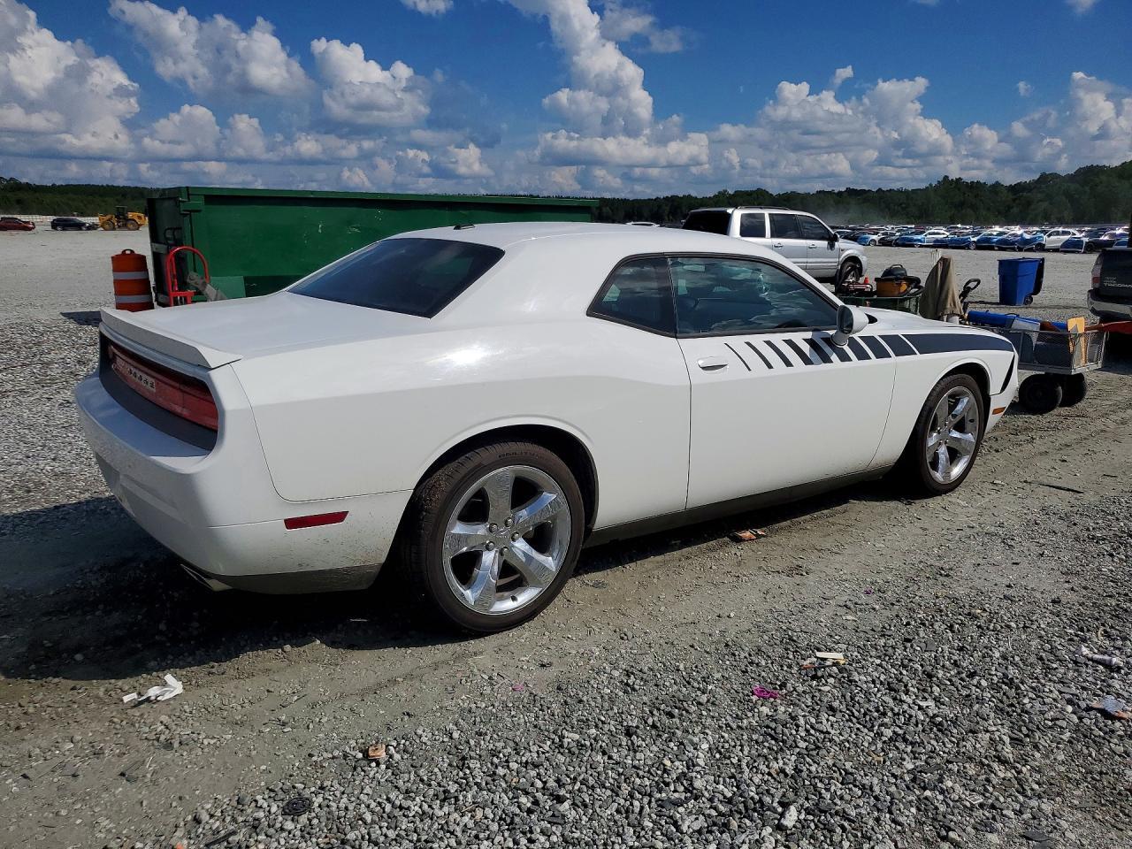 2013 Dodge Challenger Sxt - zdjęcie 3