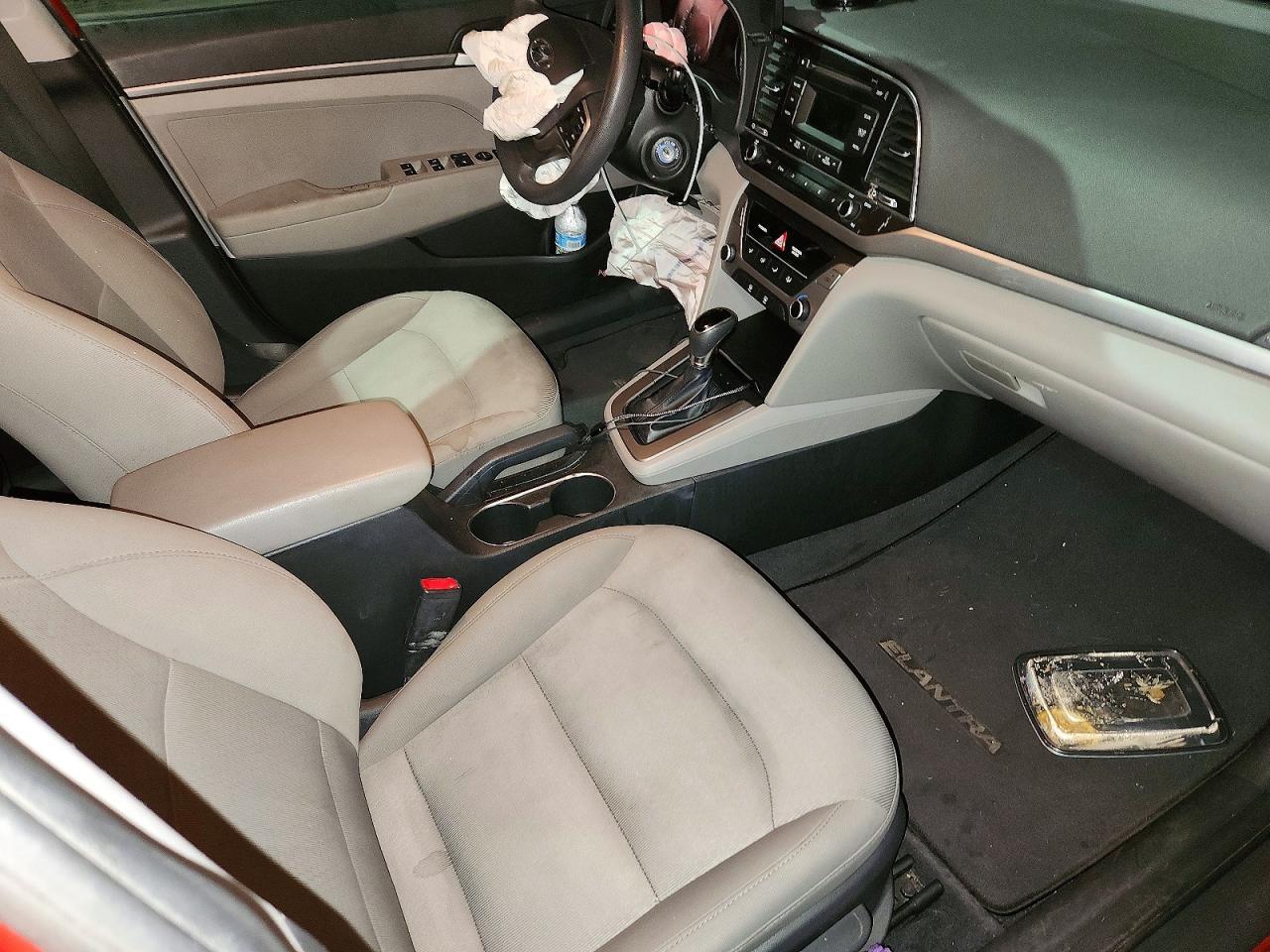 2017 Hyundai Elantra Se - zdjęcie 13