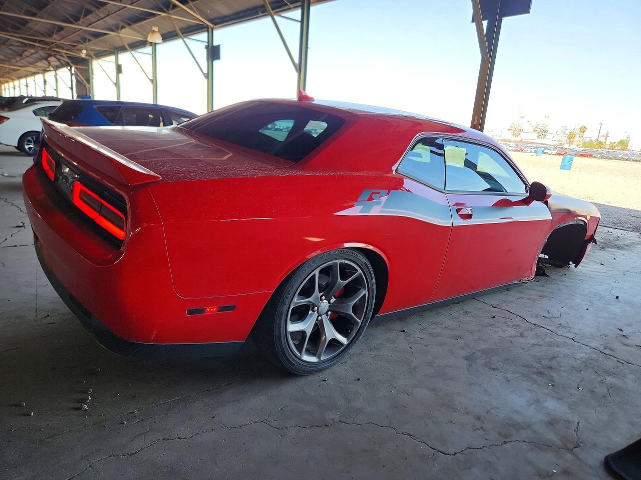 2016 Dodge Challenger R/T - zdjęcie 3