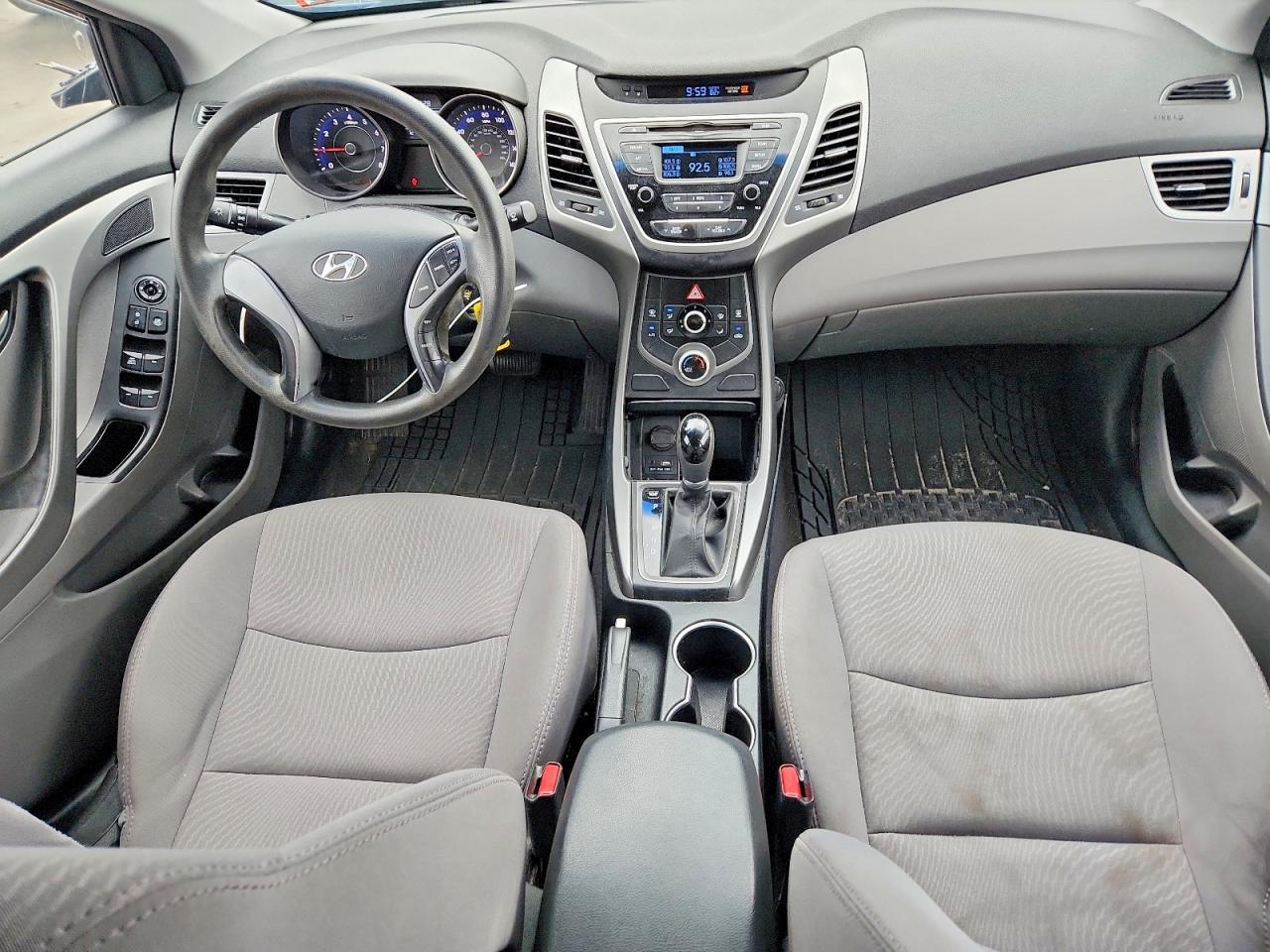 2016 Hyundai Elantra Se - zdjęcie 8