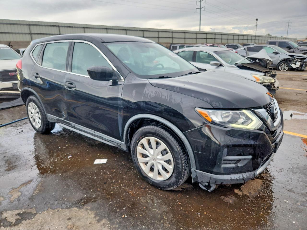 2017 Nissan Rogue S - zdjęcie 4