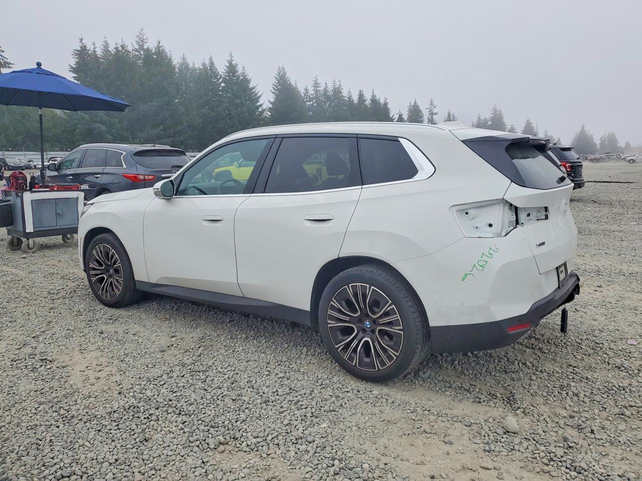 2025 BMW X3 30 xDrive - zdjęcie 2