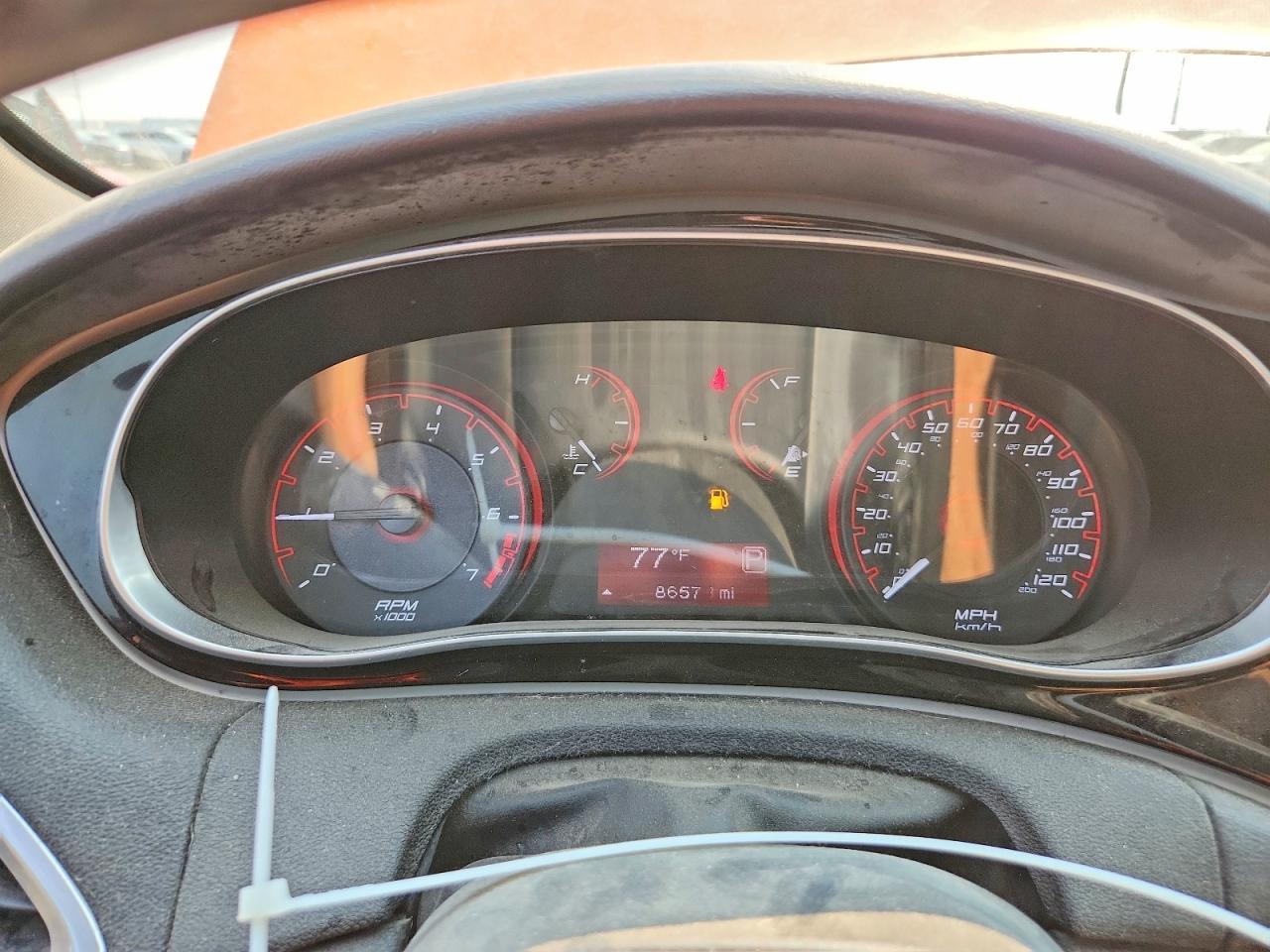 2014 Dodge Dart Sxt - zdjęcie 9