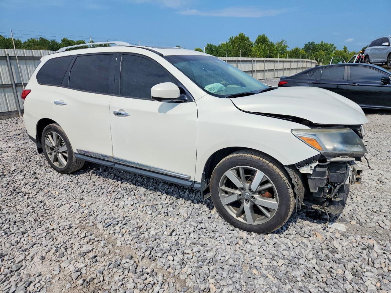 2014 Nissan Pathfinder S - zdjęcie 4