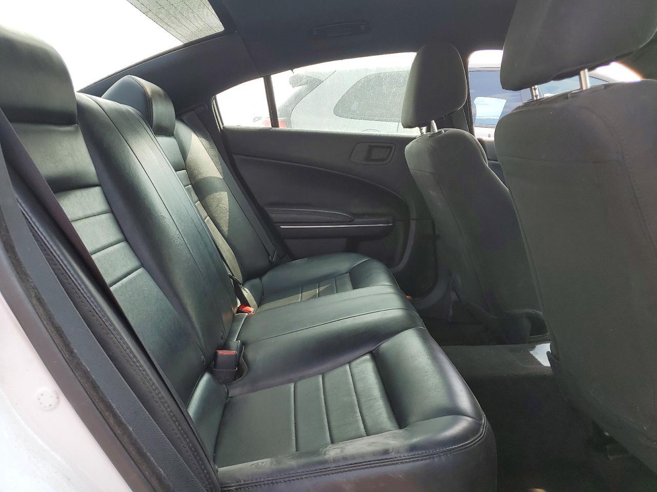 2017 Dodge Charger Police - zdjęcie 10