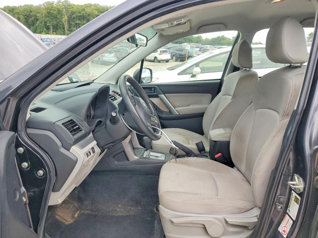 2014 Subaru Forester 2.5I - zdjęcie 7