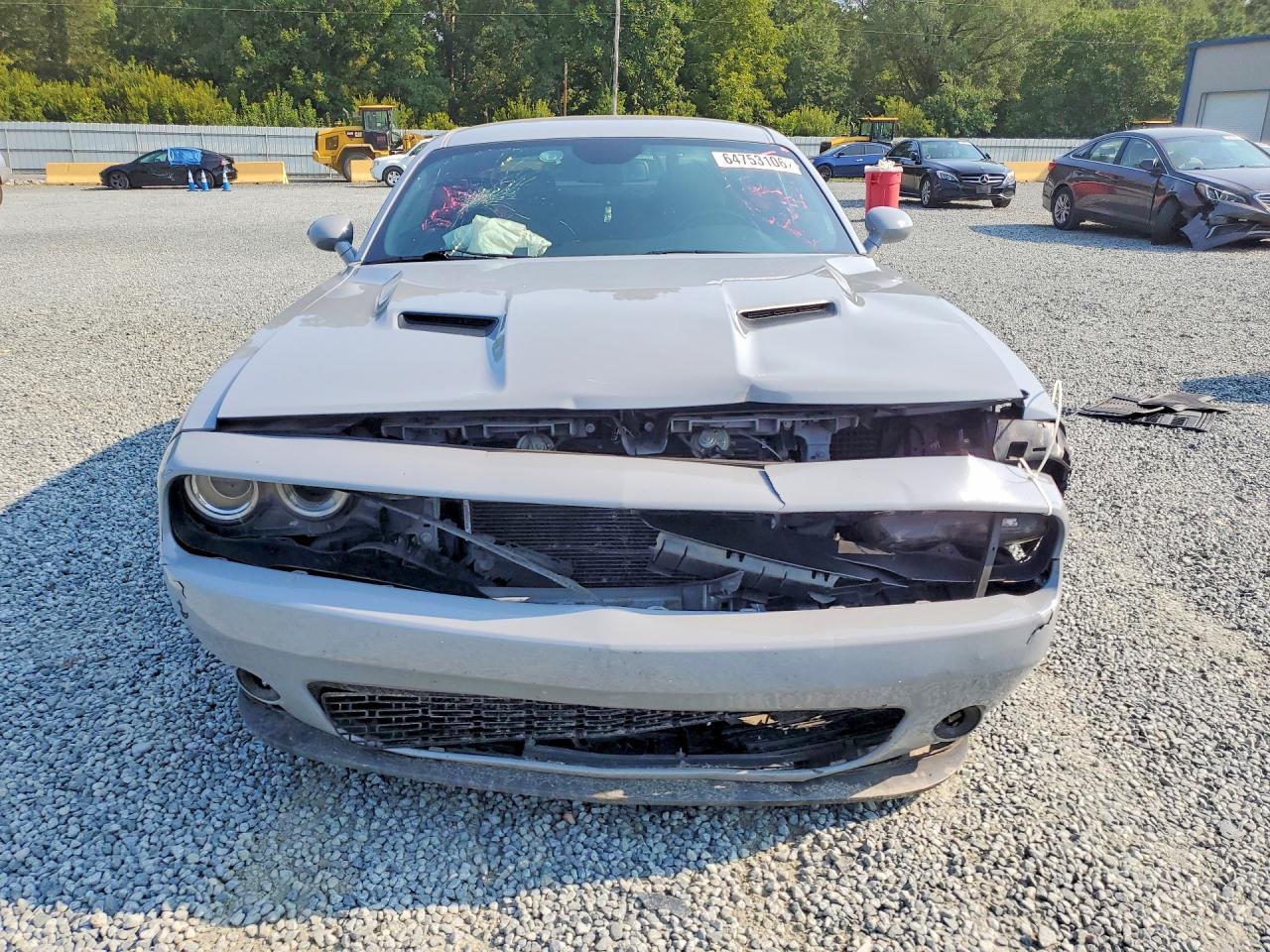 2022 Dodge Challenger Sxt - zdjęcie 5