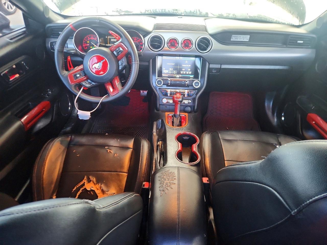 2015 Ford Mustang - zdjęcie 8