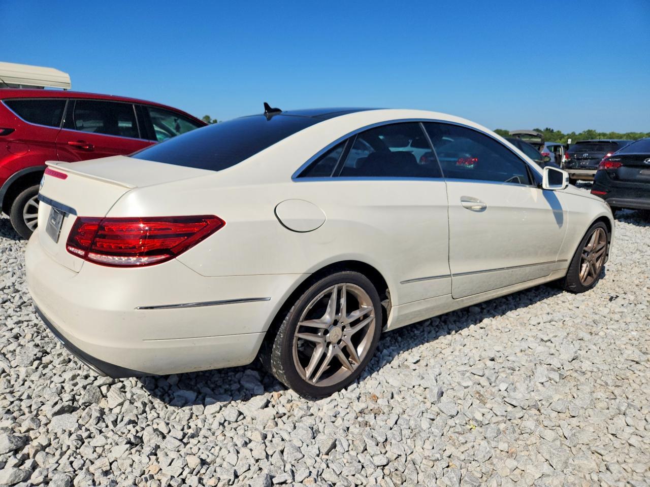 2014 Mercedes-Benz E 350 - zdjęcie 3