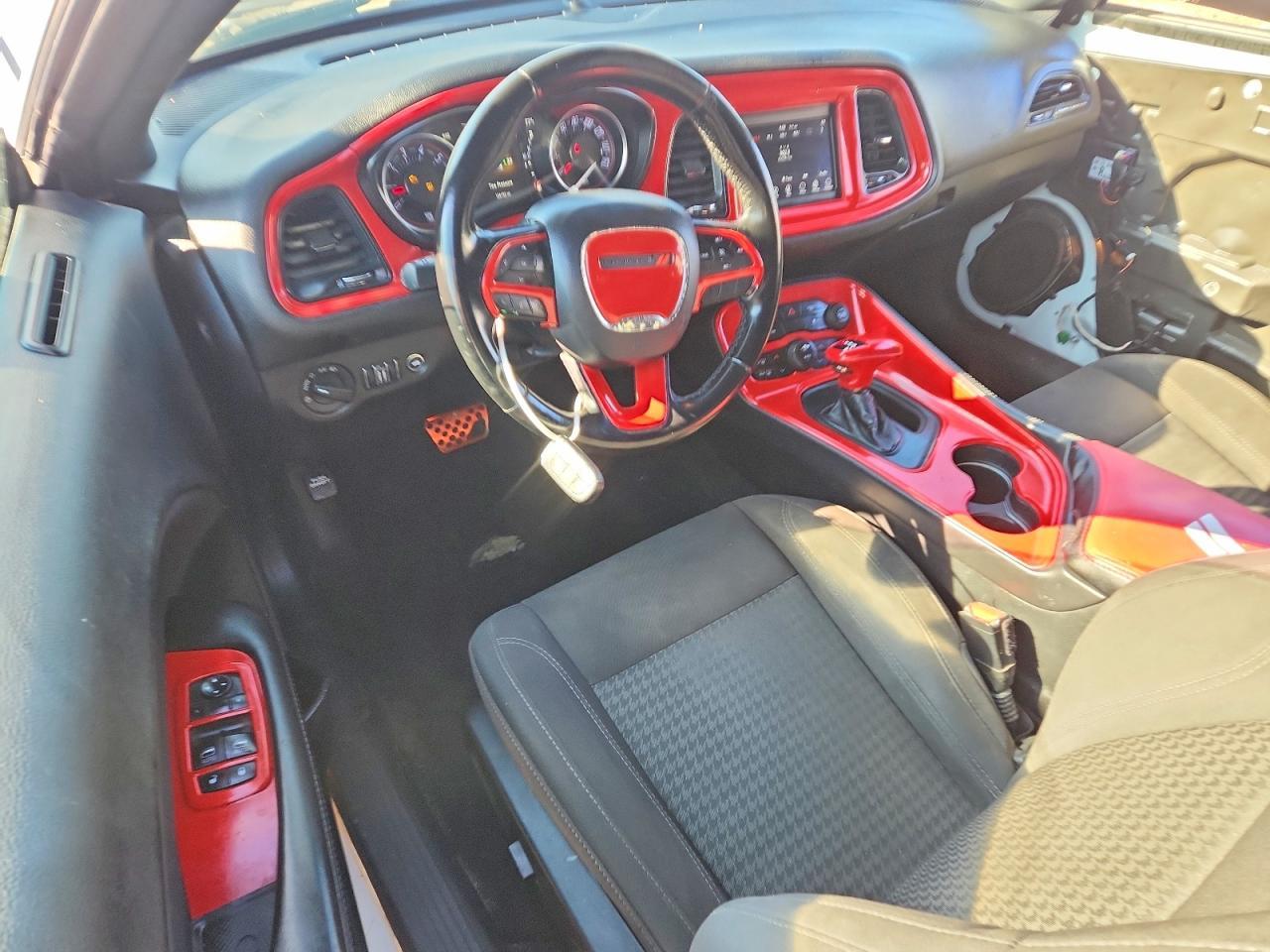 2019 Dodge Challenger Sxt - zdjęcie 8
