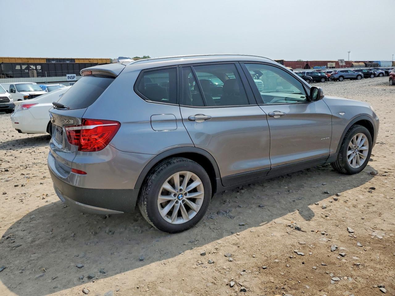2013 BMW X3 xDrive28I - zdjęcie 3