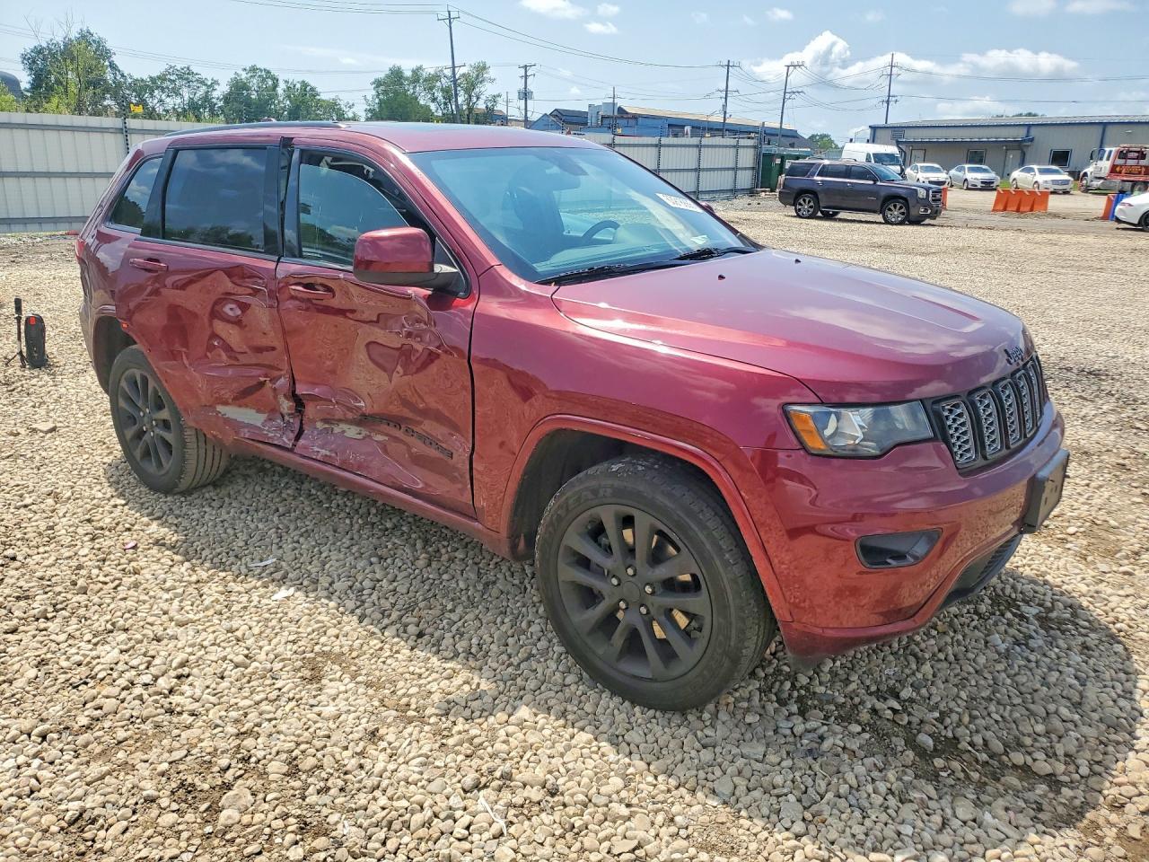 2021 Jeep Grand Cherokee Laredo - zdjęcie 4