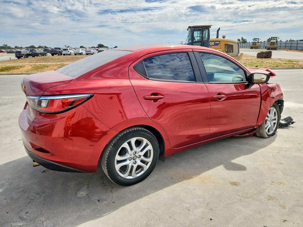 2018 Toyota Yaris Ia Base - zdjęcie 3