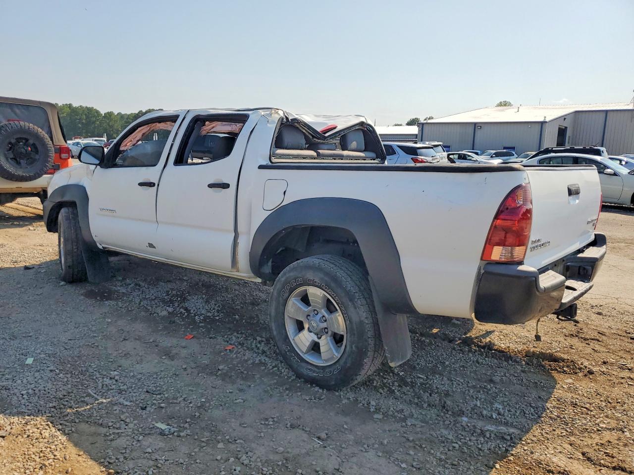 2014 Toyota Tacoma Prerunner Dou - zdjęcie 2