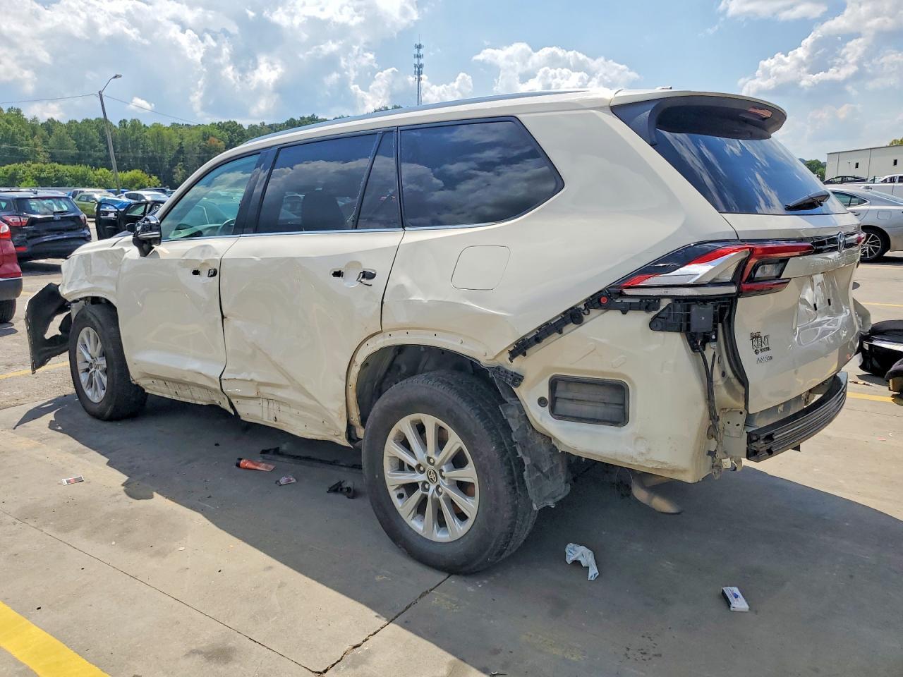 2024 Toyota Grand Highlander Xle - zdjęcie 2