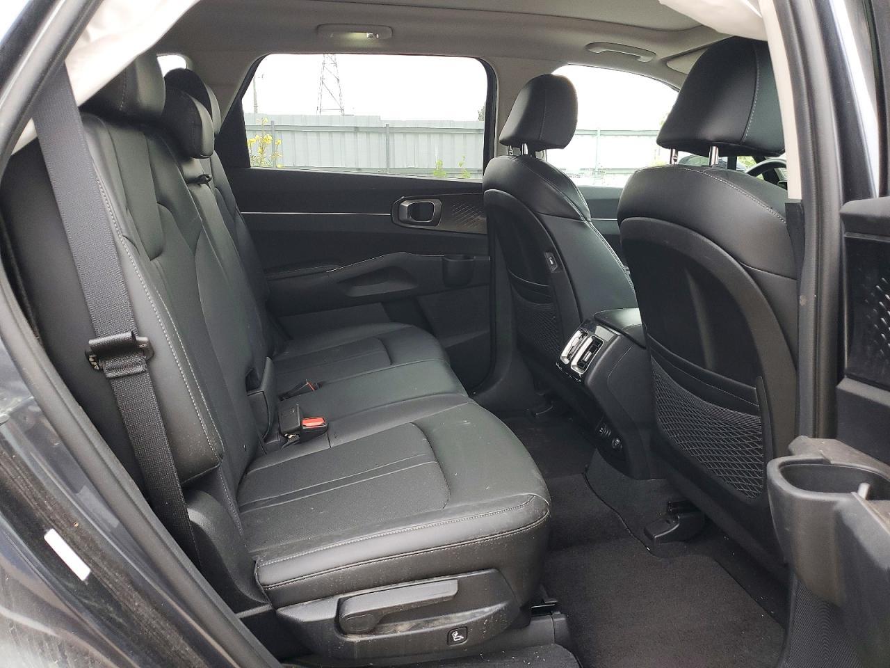 2023 Kia Sorento S - zdjęcie 11
