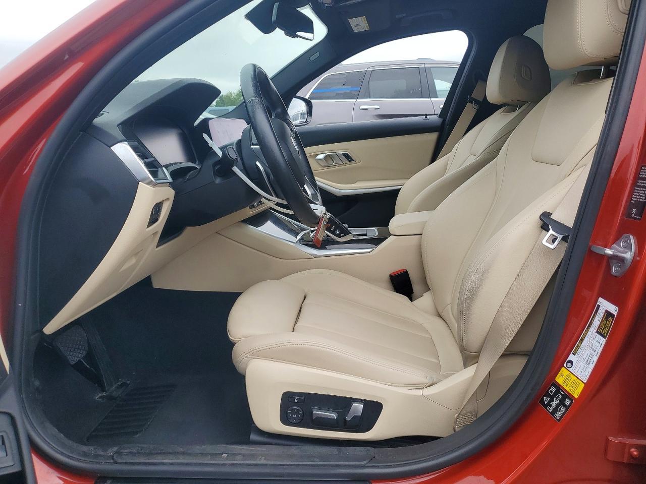 2019 BMW Seria 3 330i - zdjęcie 7