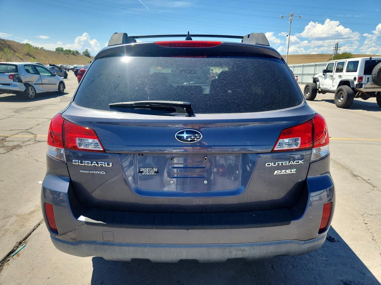2014 Subaru Outback 2.5I Limited - zdjęcie 6