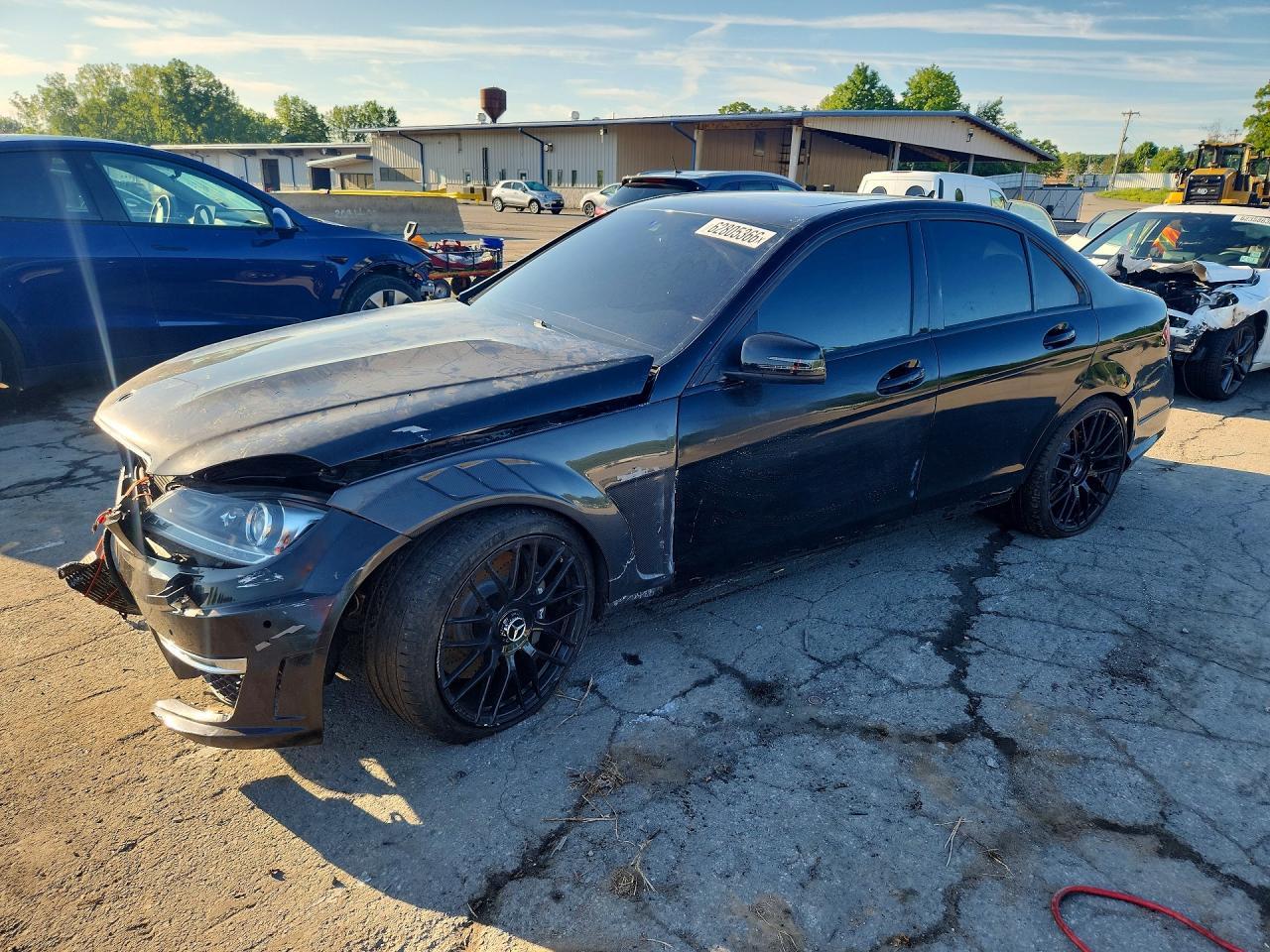 2013 Mercedes-Benz C 63 Amg - zdjęcie główne