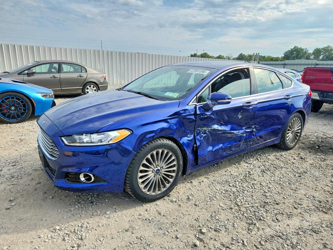 2016 Ford Fusion Titanium - zdjęcie główne